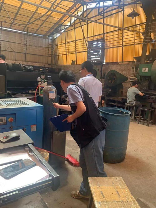 即場開整改單 丹灶重拳出擊,聯(lián)合整治落后產能廠企